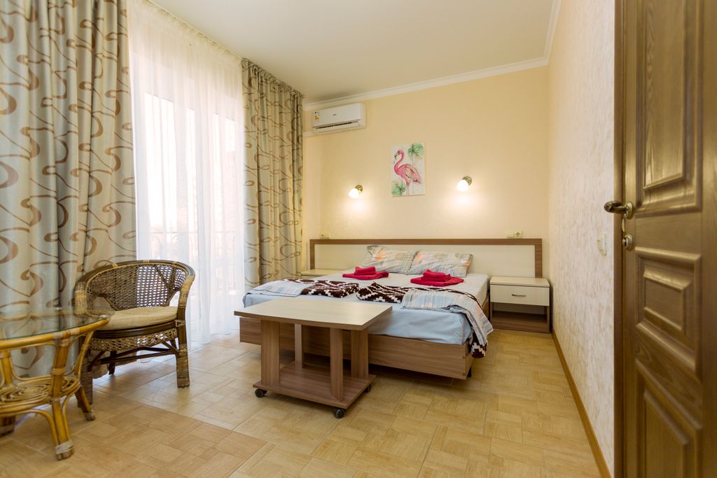 Двухместный номер с 1 кроватью стандарт с балконом