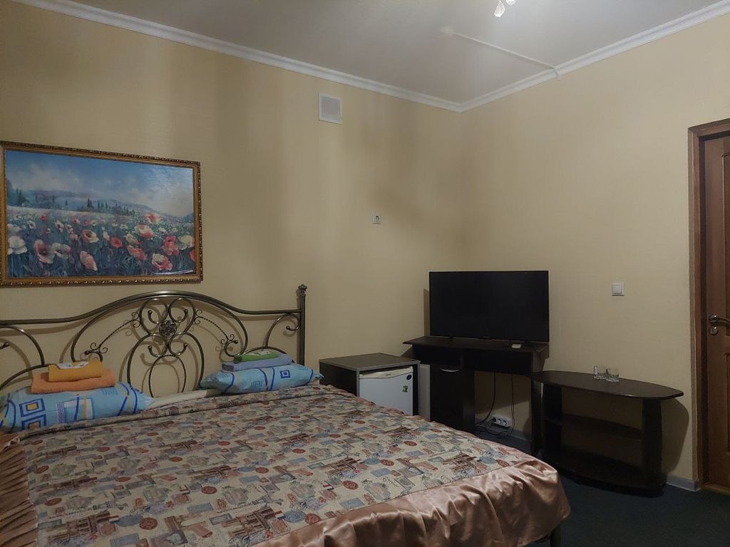 Четырёхместный номер улучшенный с видом на город