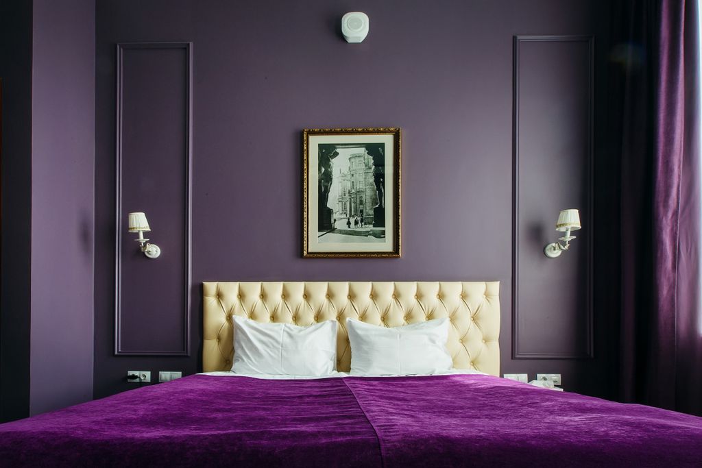 Двухместный номер с 1 кроватью улучшенный с видом на Невский проспект