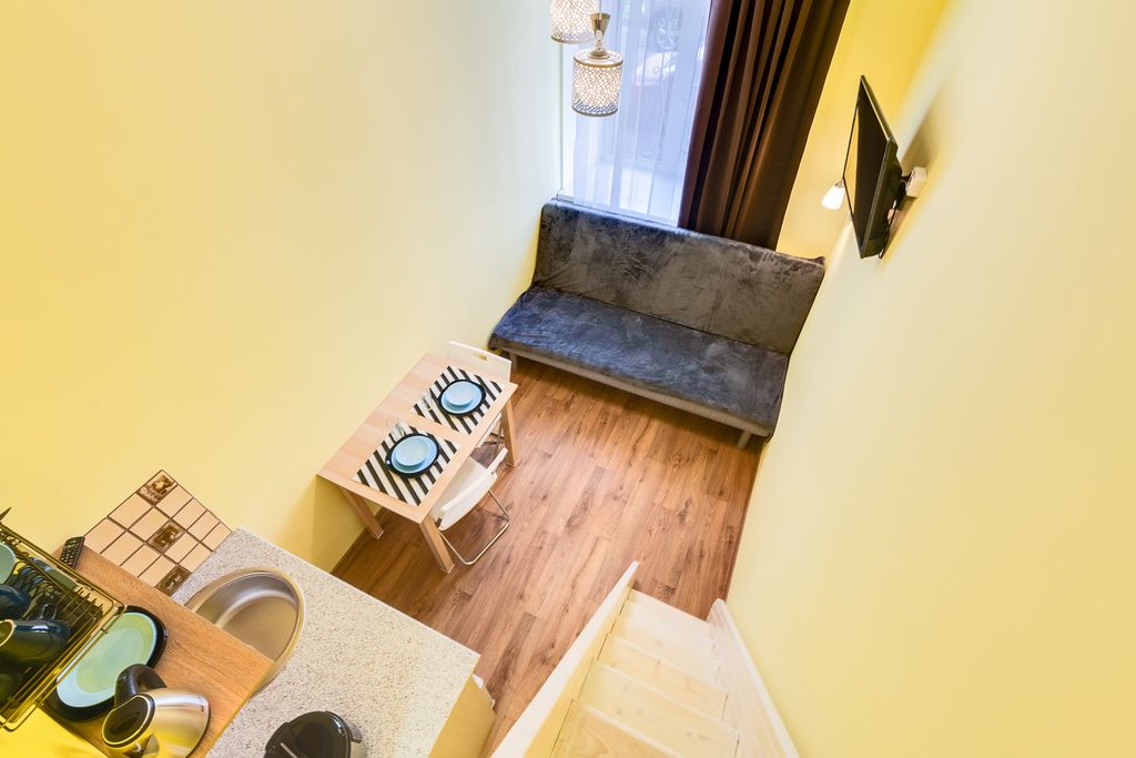 Четырёхместный номер Двухъярусная студия в центре Петербурга