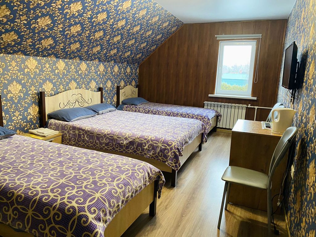 Четырёхместный номер люкс