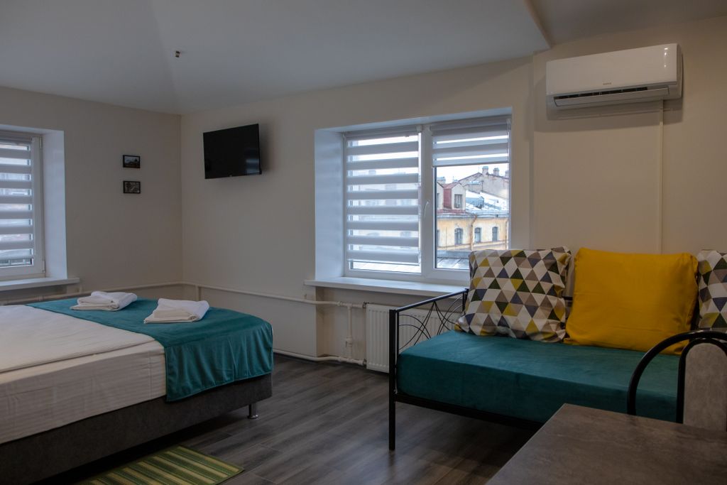 Двухместный номер с 1 кроватью улучшенный стандарт - лофт+ доп место