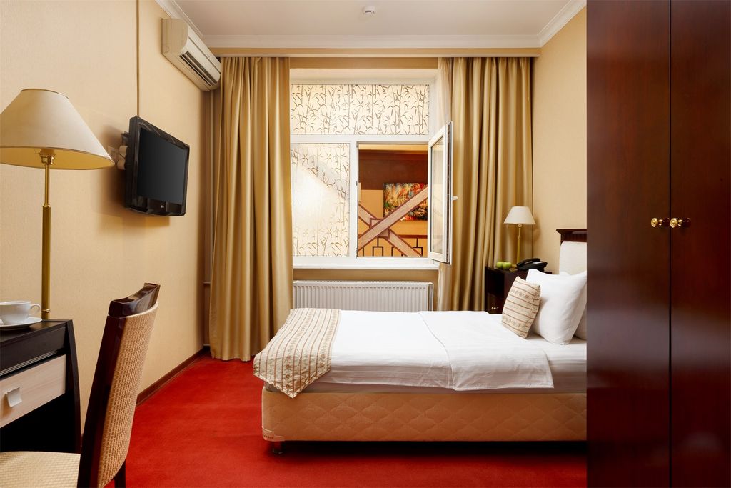 Двухместный номер с 1 кроватью с видом на атриум