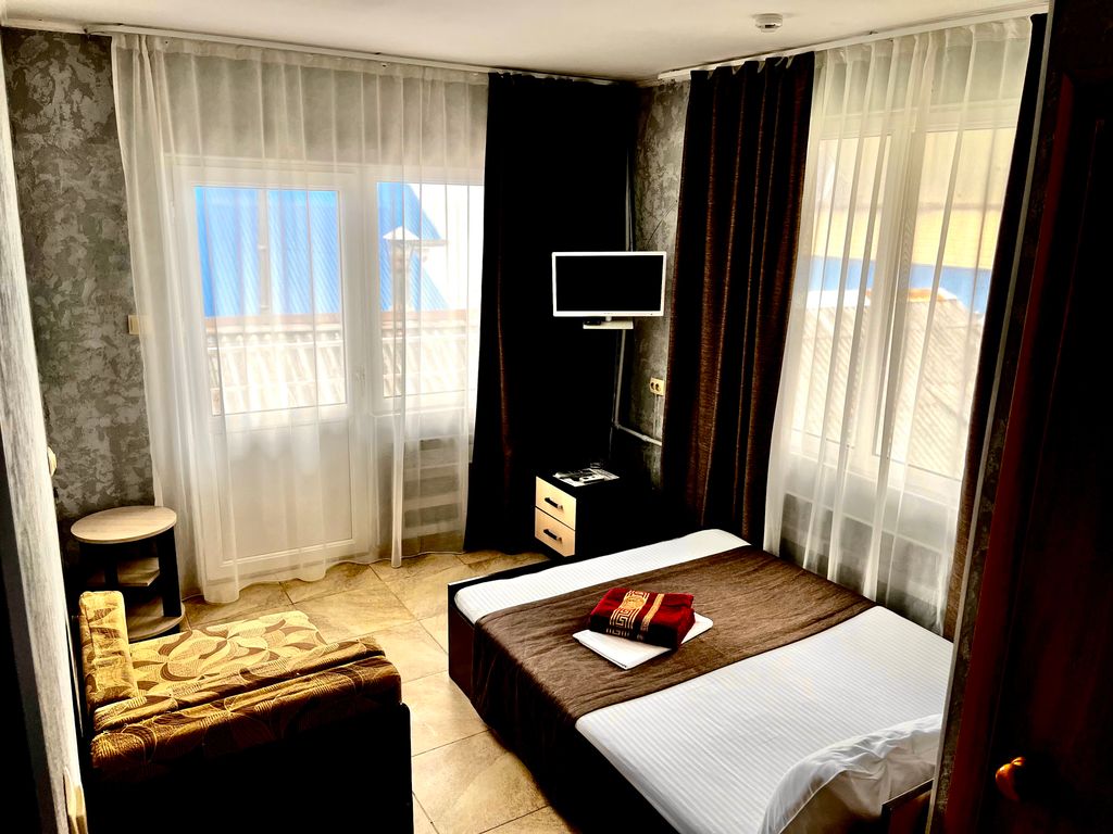 Трёхместный номер №5