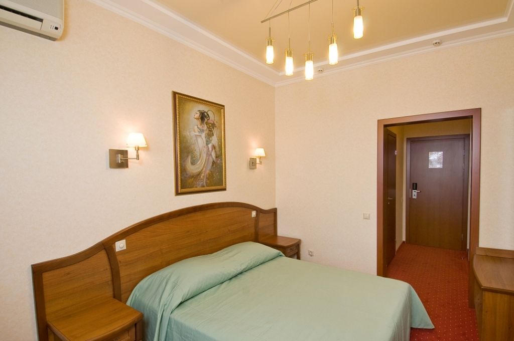 Двухместный номер с 1 кроватью улучшенный