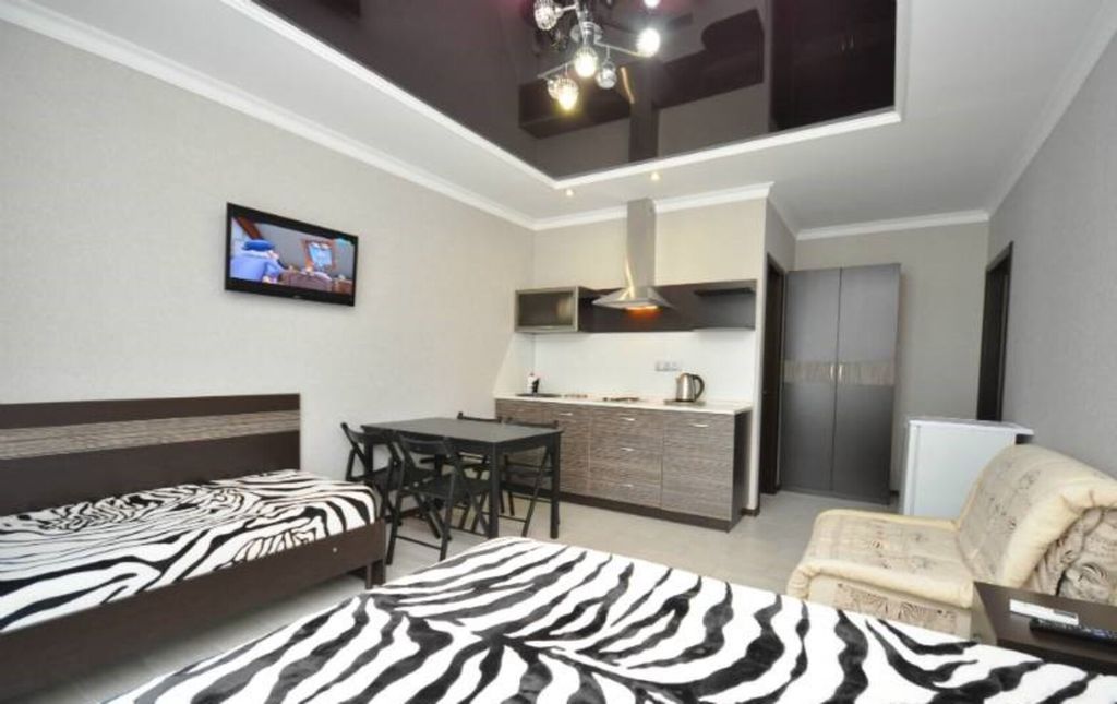 Апартаменты с кухней и балконом