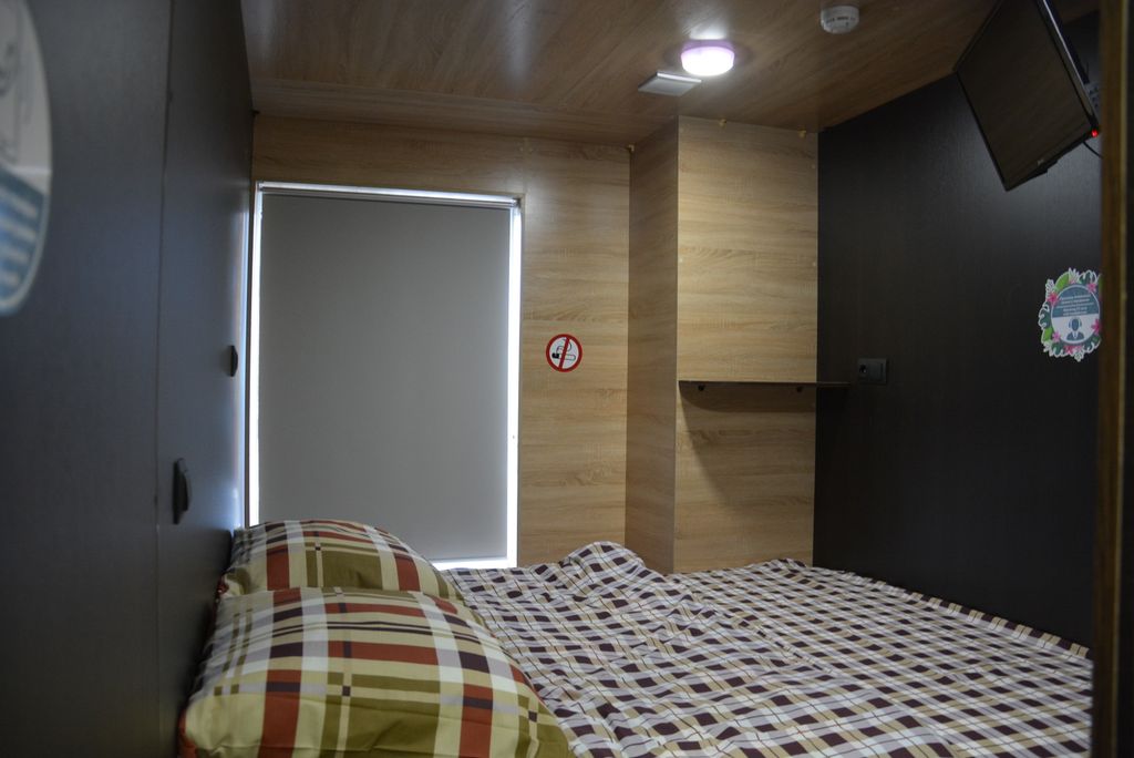 Двухместный номер с 1 кроватью двухместная капсула Экстра- во весь рост