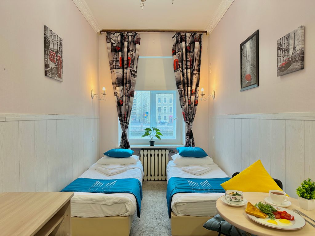 Двухместный с 2 отдельными кроватями стандарт