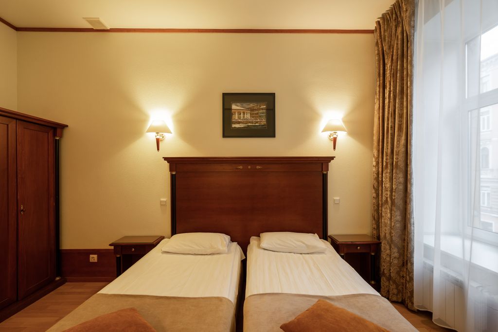 Двухместный номер с 2 отдельными кроватями улучшенный