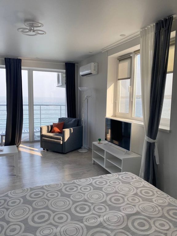 Апартаменты люкс с видом на море