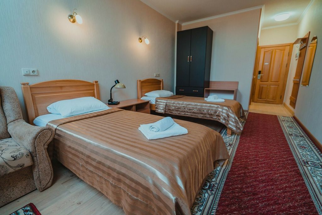 Двухместный номер с 2 отдельными кроватями или 2-мя кроватями 1 категории 3-8 этаж