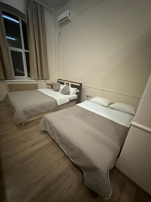 Семейный номер люкс с видом на город