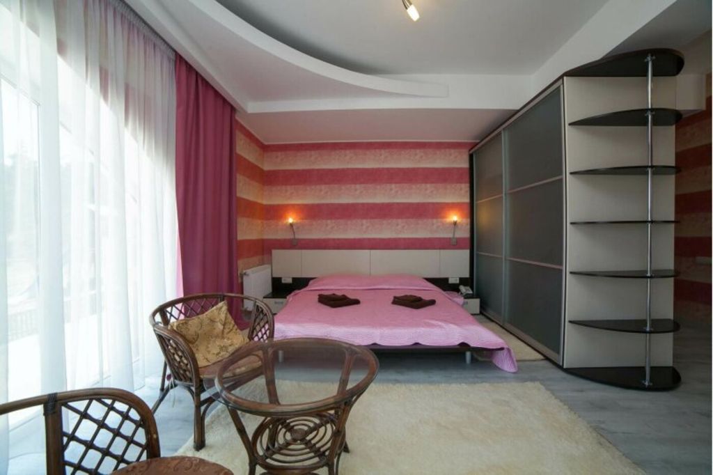 Четырёхместный номер люкс Red 1 этаж