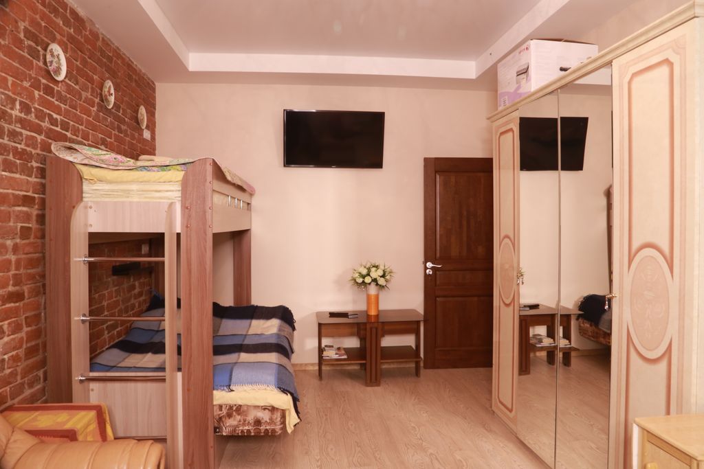 Семейный номер Griboedov Channel room