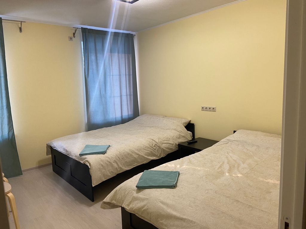 Четырёхместный номер люкс с 2 кроватями №2