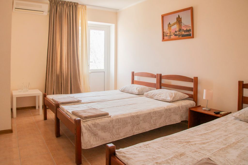 Трёхместный номер стандарт