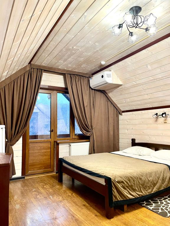 Трёхместный номер де-люкс