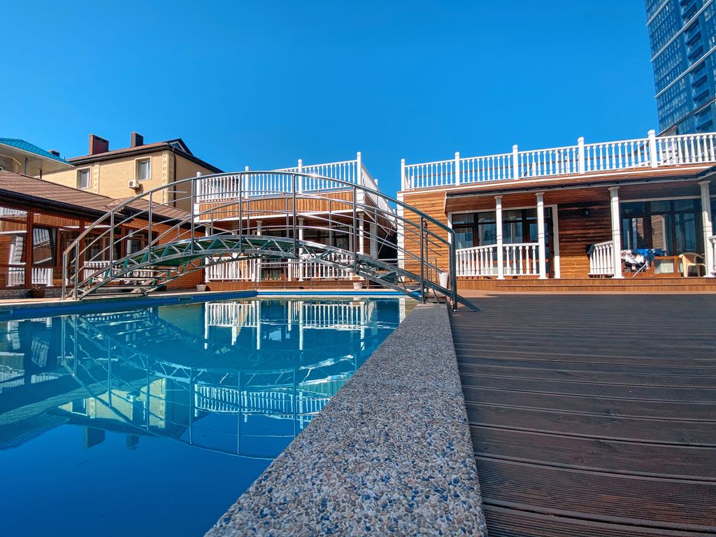 Четырёхместный номер Полулюкс 4-х местный