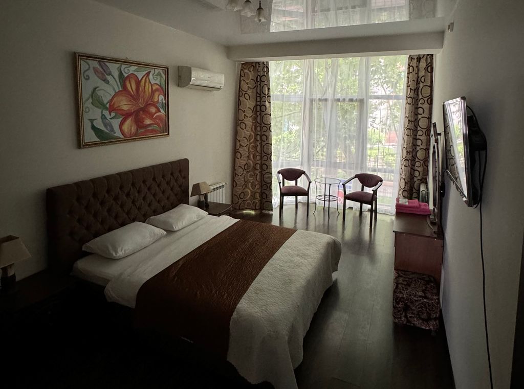 Четырёхместный двухкомнатный семейный полулюкс