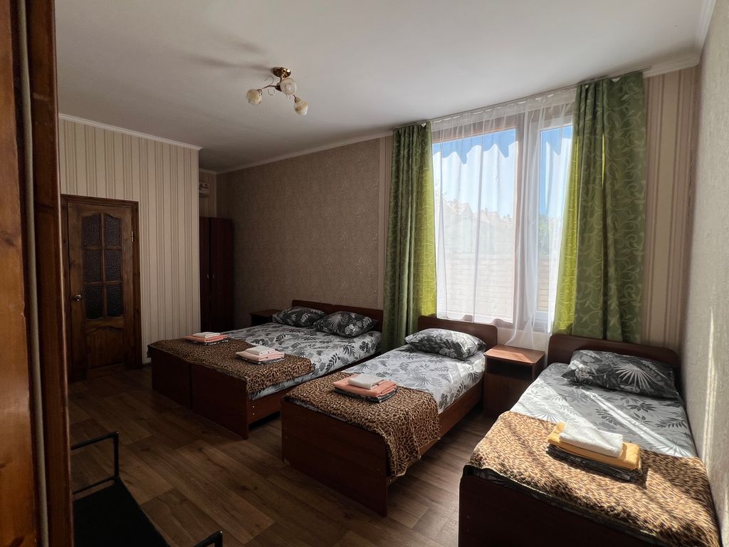 Четырёхместный номер стандарт