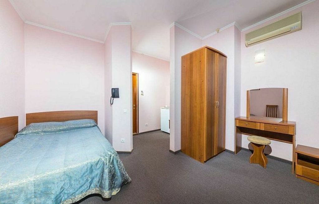 Одноместный номер Однокомнатный с балконом