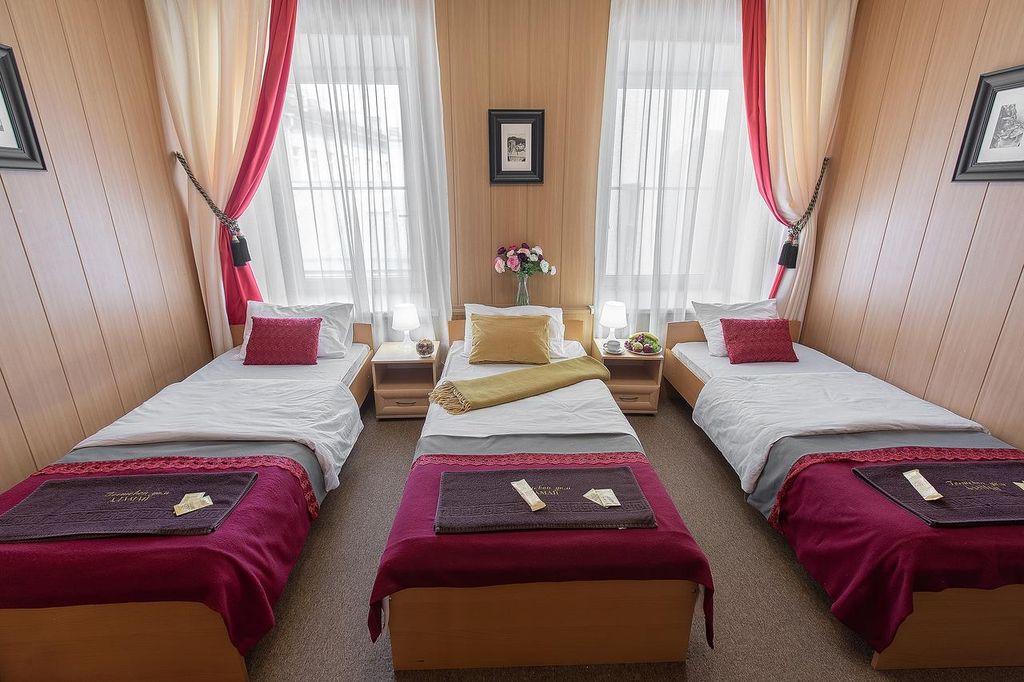 Трёхместный номер стандарт