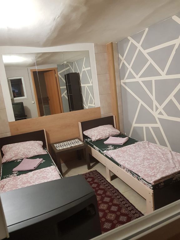 Двухместный номер с 2 отдельными кроватями эконом