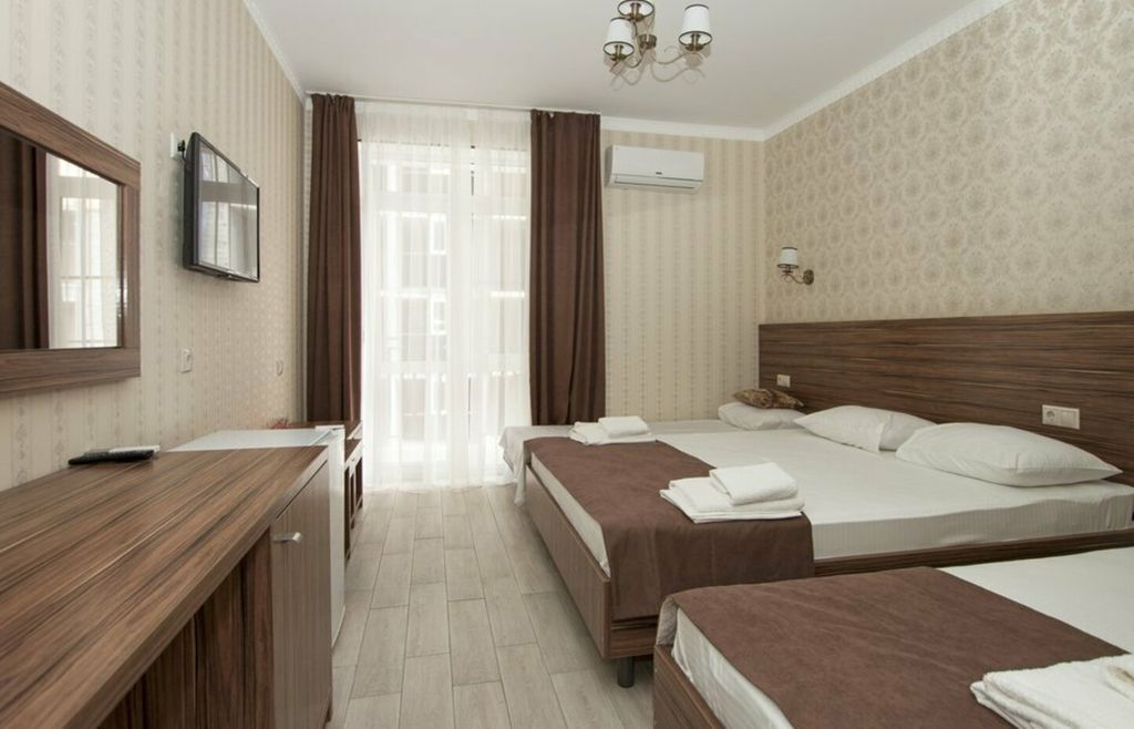 Четырёхместный номер стандарт с видом на море