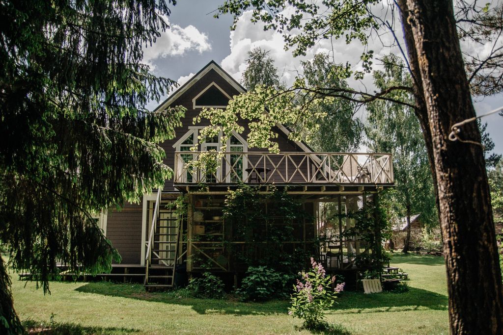 Апартаменты мансардный -студия на двоих с обзорной террасой