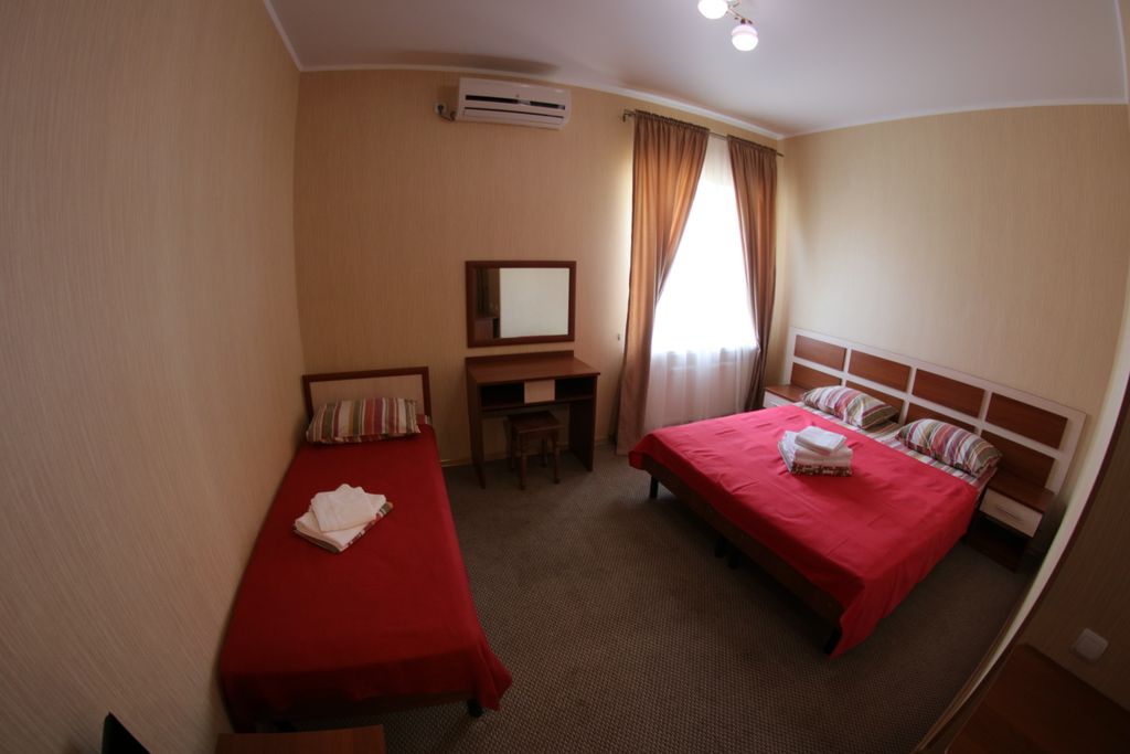 Трёхместный номер стандарт