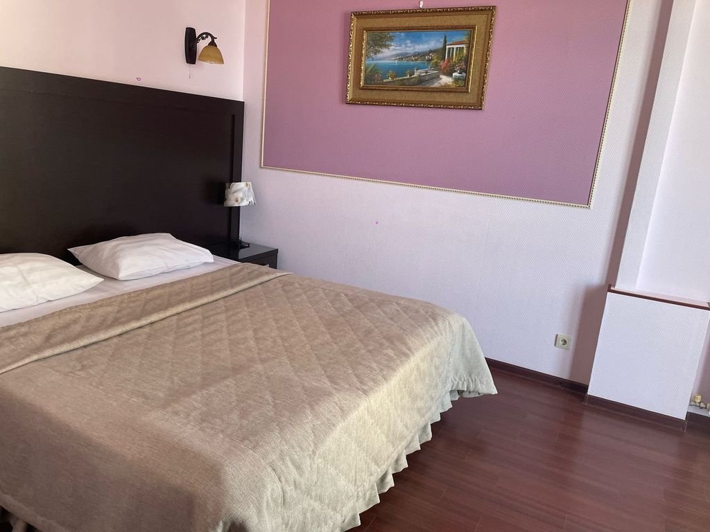 Двухместный номер с 1 кроватью двухкомнатный первой категории с видом на море