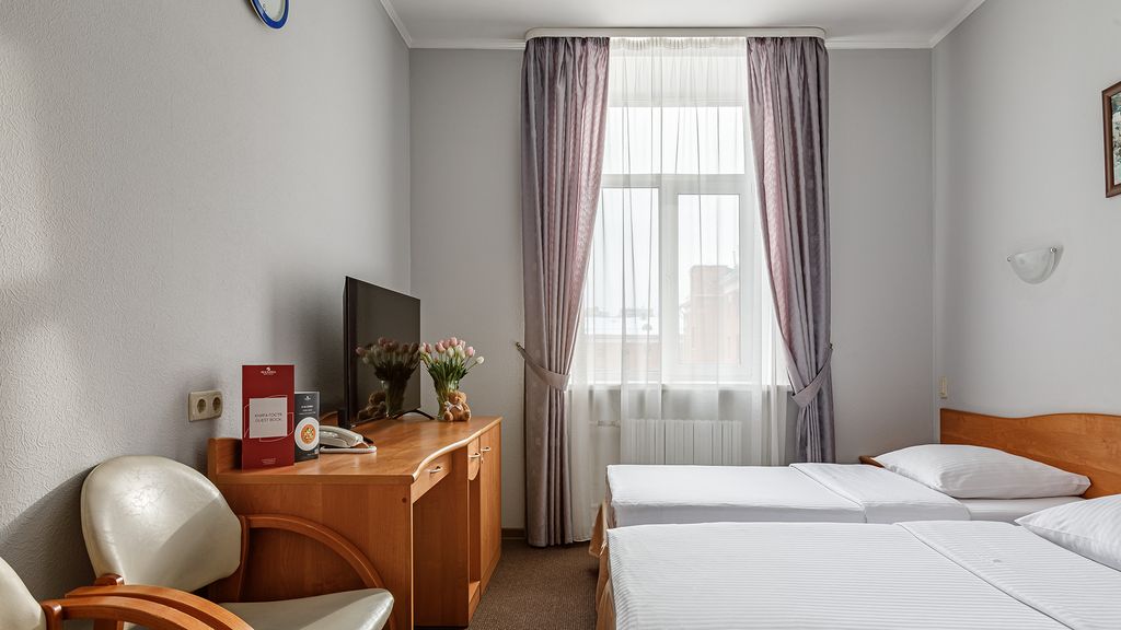 Двухместный номер с 2 отдельными кроватями стандарт