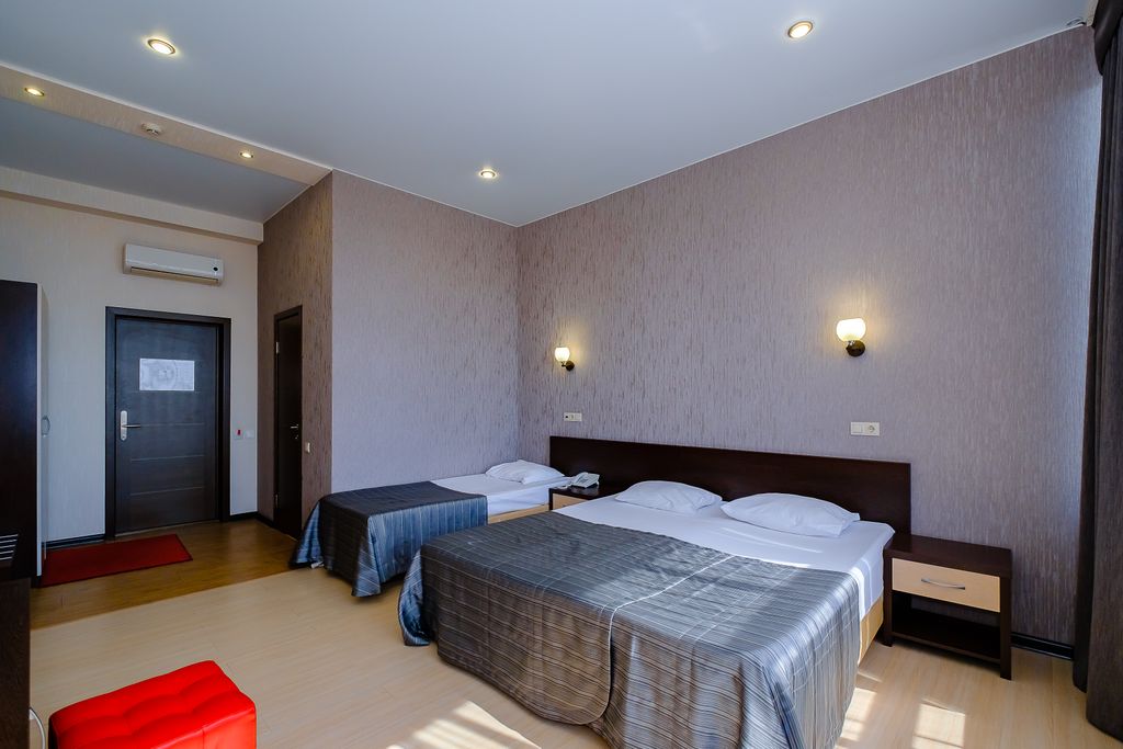 Трёхместный номер Трёхместный