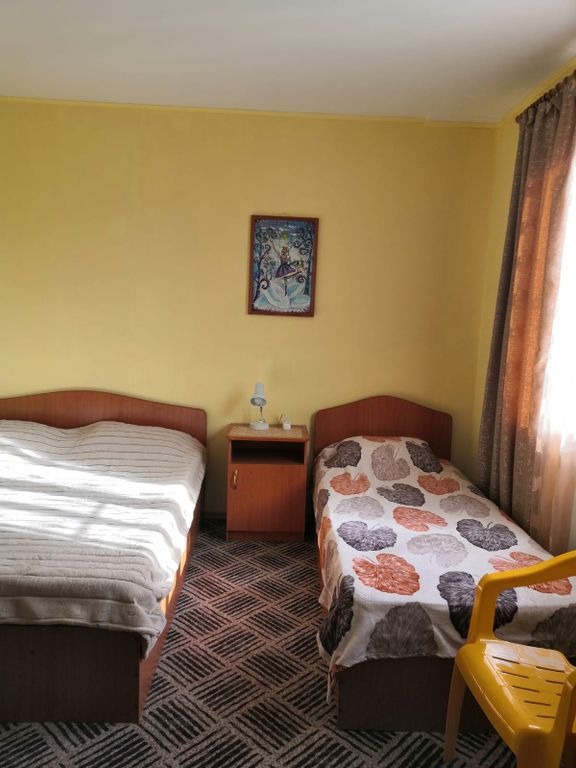 Трёхместный номер стандарт с видом на город