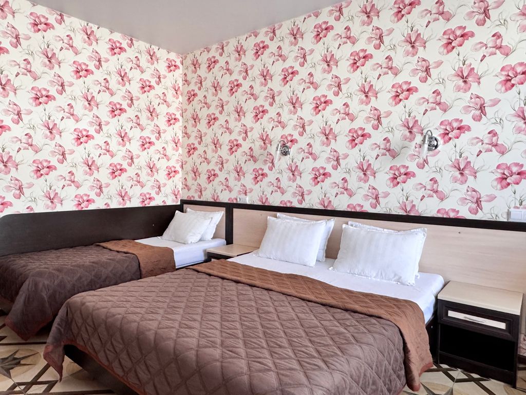 Семейный номер пятиместный комфорт