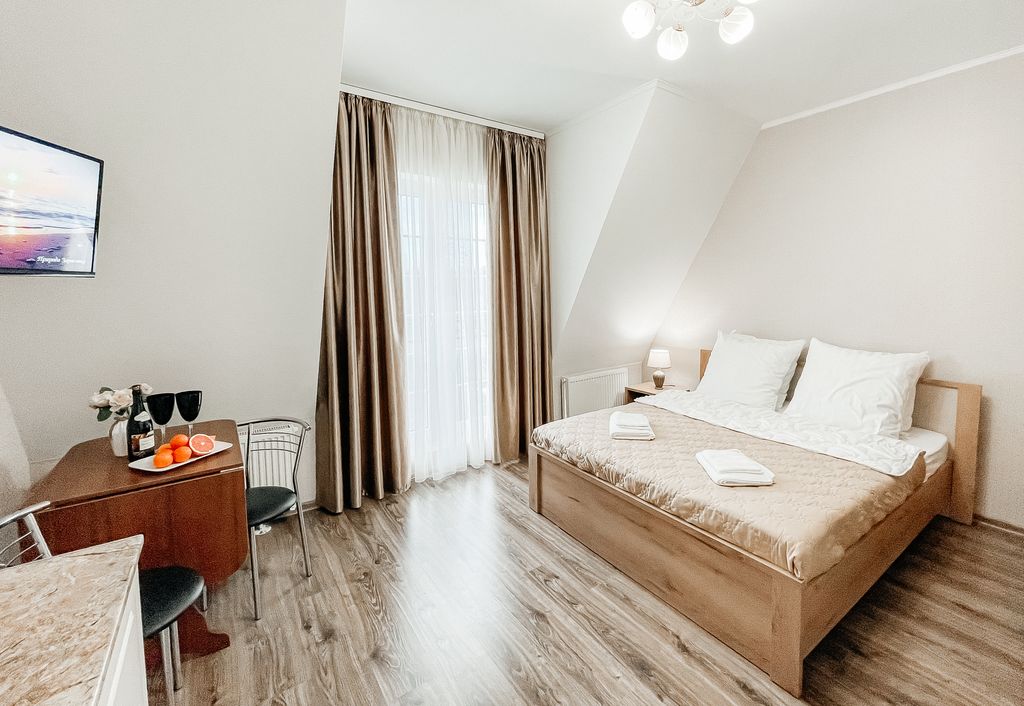 Апартаменты двухместная кровать