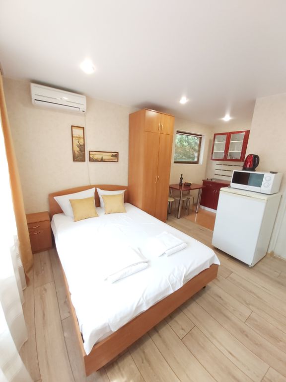 Двухместный номер с 1 кроватью Жасминовый