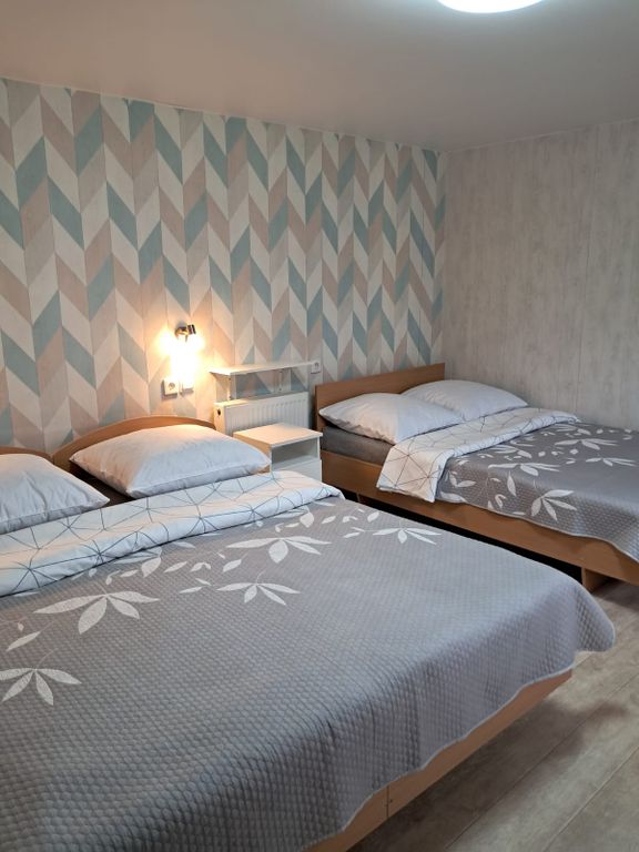 Трёхместный номер стандарт с видом на горы