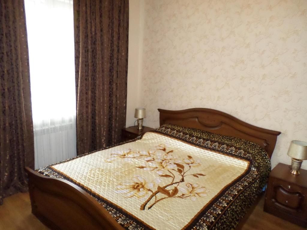 Квартира посуточно владикавказ. Тамаева 43 Владикавказ. Тамаева 8 Владикавказ. Кадгарон отель Владикавказ. Тамаева 37 Владикавказ