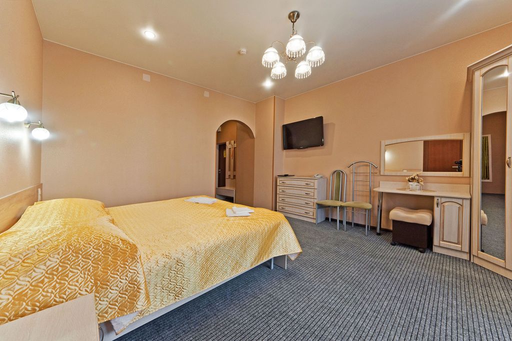 Двухместный номер с 1 кроватью люкс №6