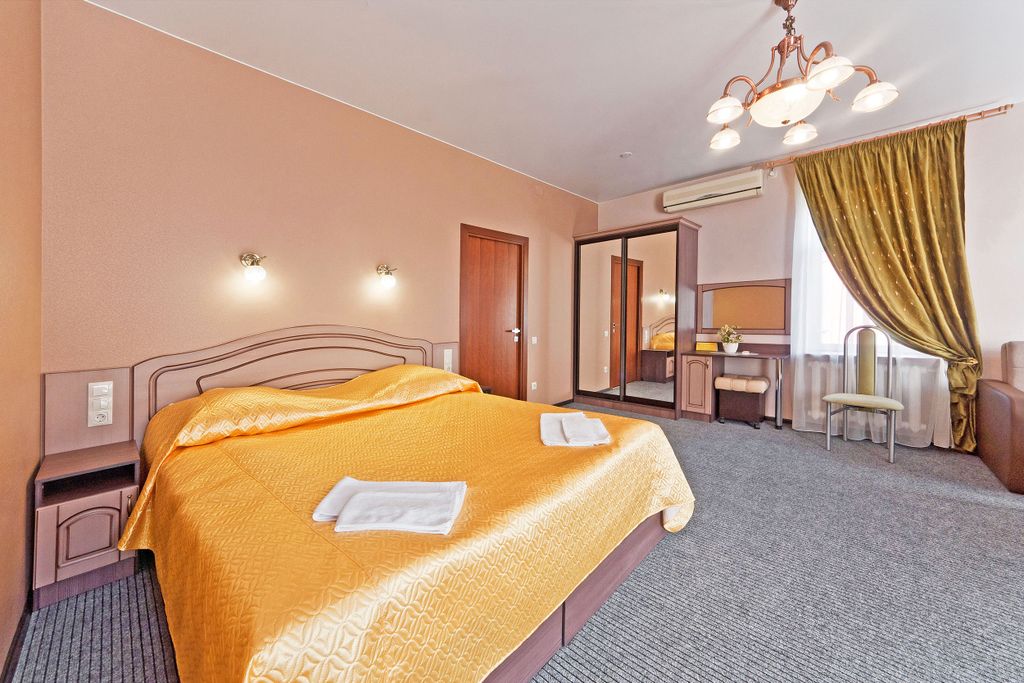 Двухместный номер с 1 кроватью люкс №7