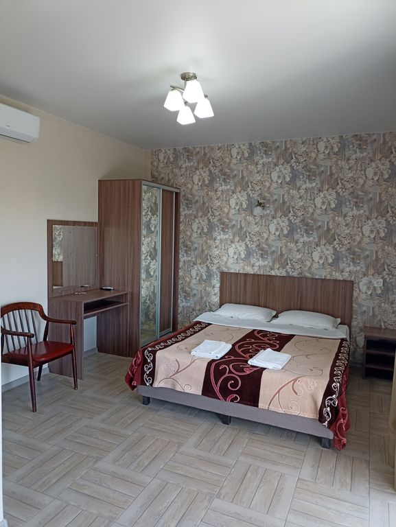 Семейный номер 4х местный комфорт 2 этаж