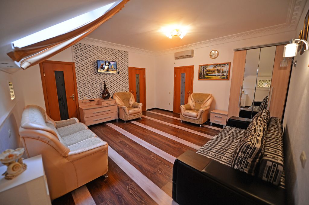 Апартаменты трёхкомнатный люкс