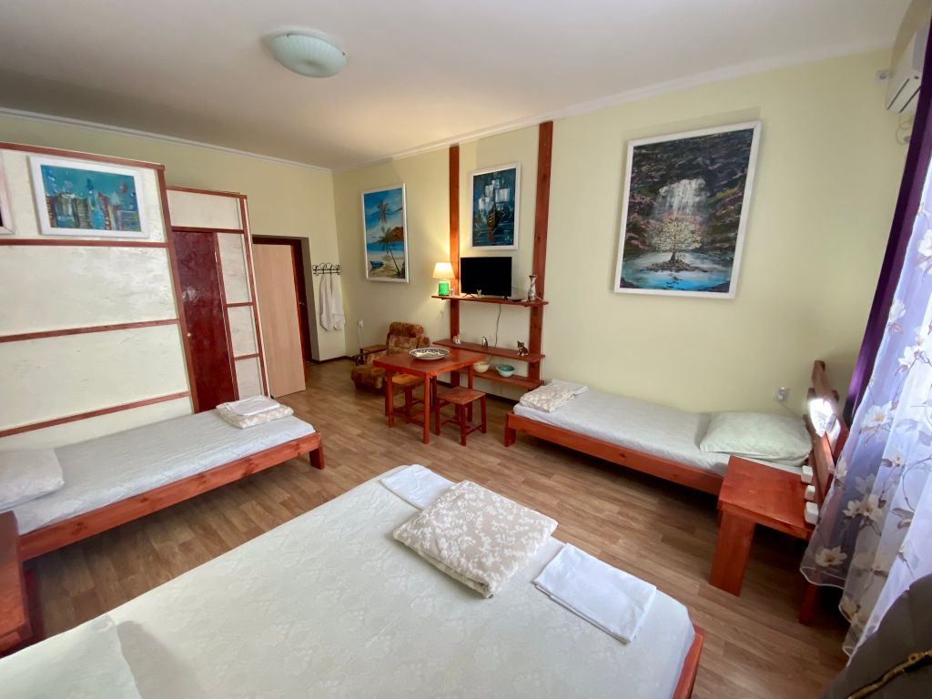 Четырёхместный номер улучшенный