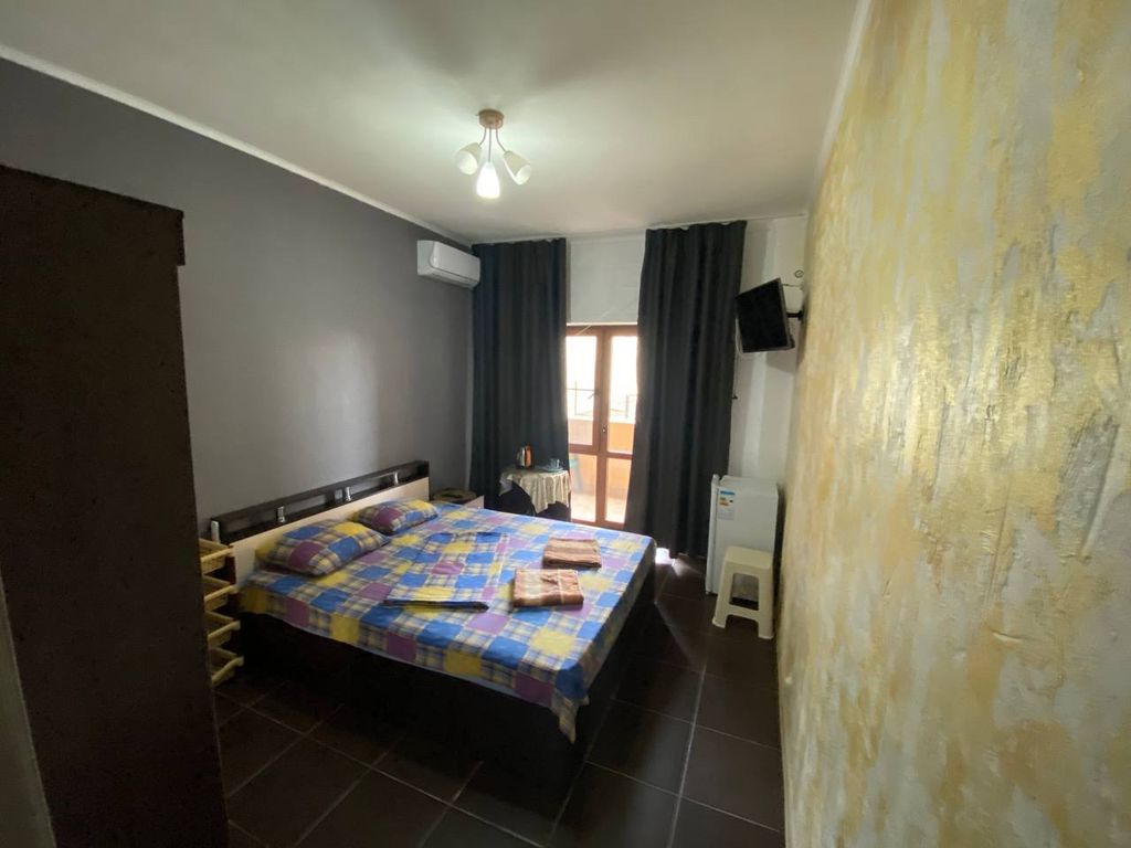 Двухместный номер с 1 кроватью Эконом с общим сан.узлом