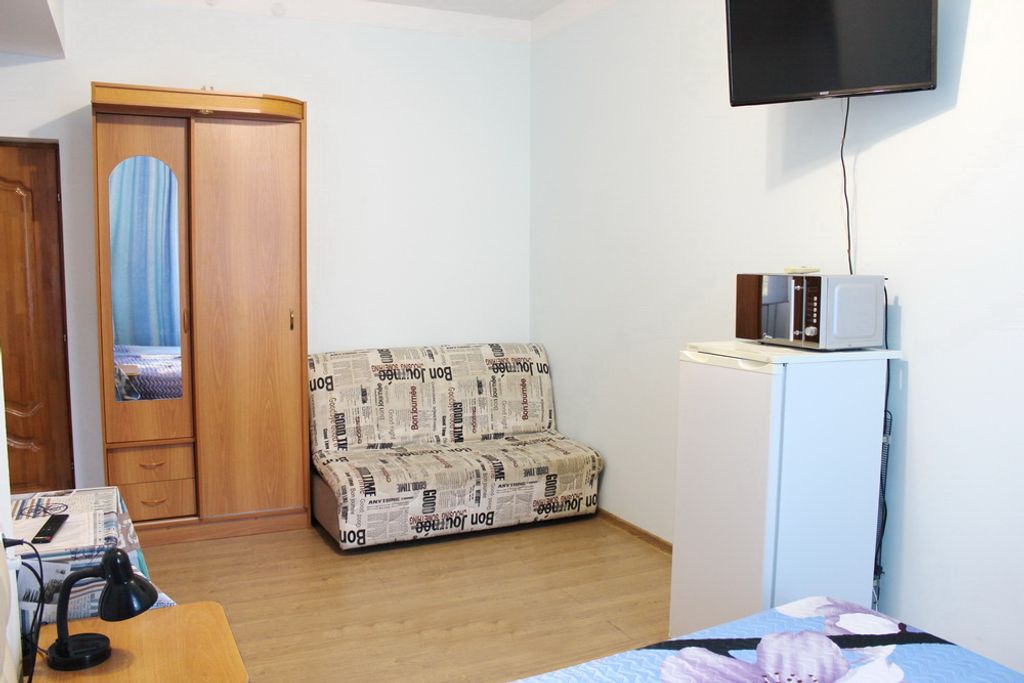 Четырёхместный номер 3 этаж с индивидуальной кухней