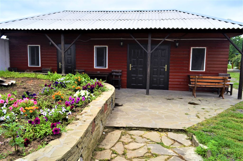 Трёхместный номер экодомик № 3