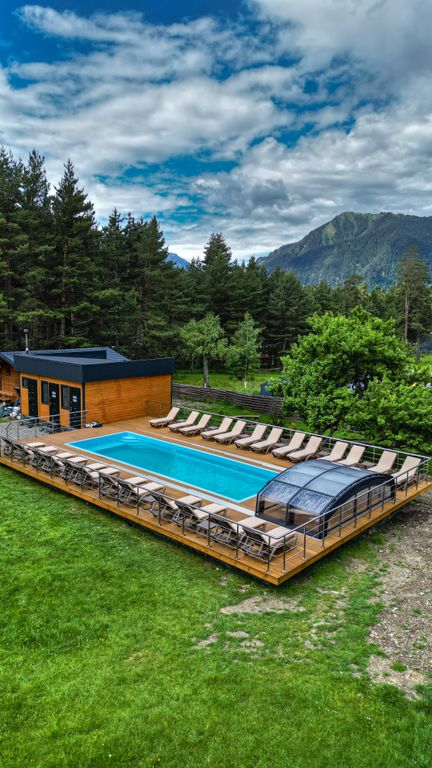 Дом шале с видом на горы номер 2