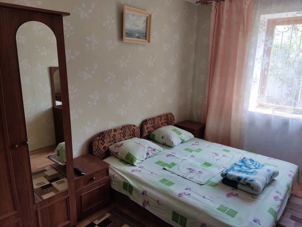 Феодосия комната посуточно. Феодосия комната посуточно