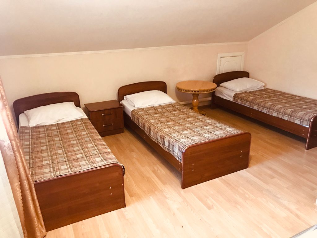 Трёхместный номер НОМЕР ТРИ ОДНОСПАЛЬНЫЕ КРОВАТИ (TRPL - S)